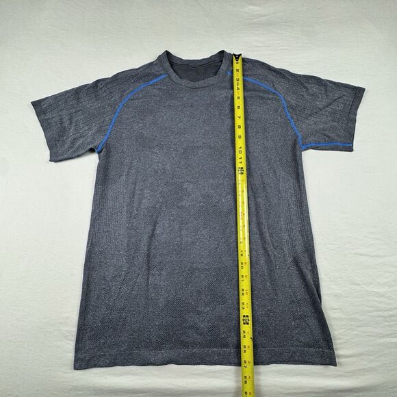 Lululemon Metal Vent Tech T-Shirt Men Med Slim Performance Gray Camo‎ Stretch - Picture 2 of 7